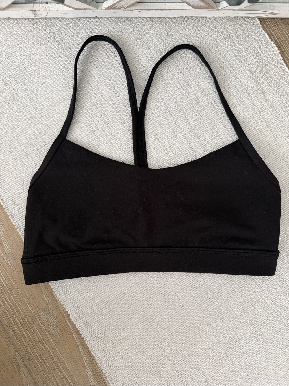 Lululemon Flow Y Sports Bra Nulu Black Workout Top Size 6